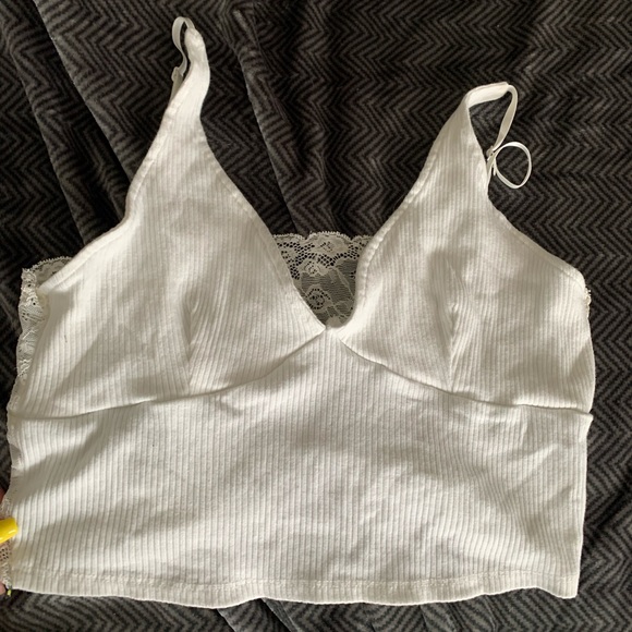 Tank tops - Picture 11 of 15